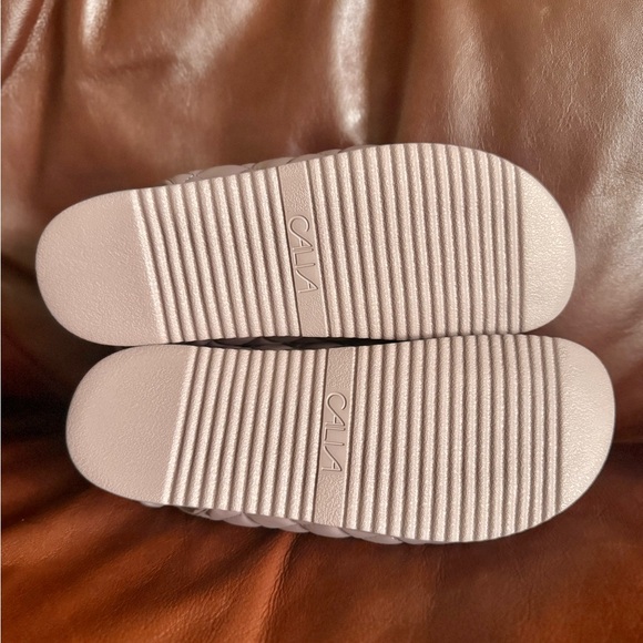NEW Without Tags CALIA by Carrie Underwood Quilted Sandals - Lavender - Picture 6 of 7